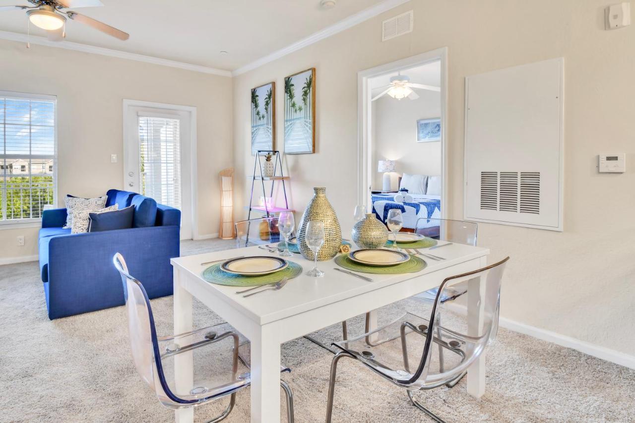 Casa Bella Luxury Family Resort Tampa Exterior photo