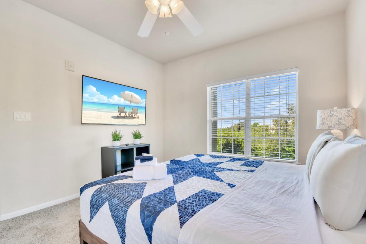 Casa Bella Luxury Family Resort Tampa Exterior photo
